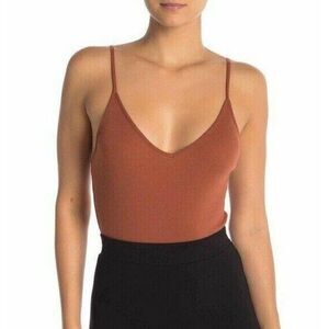 ✨ BP Rust Sequoia V Neck Ribbed Thong Bodysuit ✨